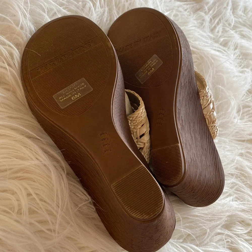 Italian Shoemakers Cream and Brown Wedges - Picture 7 of 16